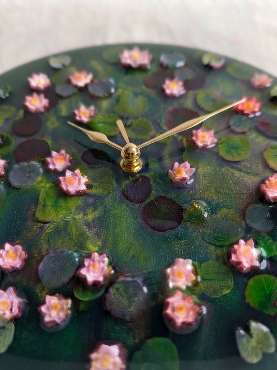 Lotus ponds Wall Clock – Natural Elegance Meets Modern Design